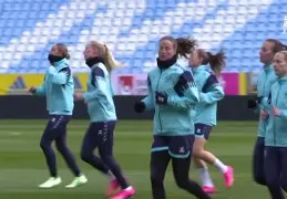 意大利队为比赛做好充分准备(意大利队为比赛做好充分准备英语)