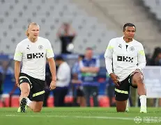 关于比赛中球队打出金左脚表现获得胜利的信息 关于比赛中球队打出金左脚表现获得胜利的信息